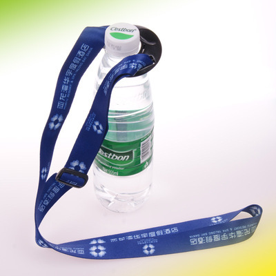 廠家專業定制水壺掛繩、飲料瓶掛帶與手機飾品——纖芊織帶工藝廠